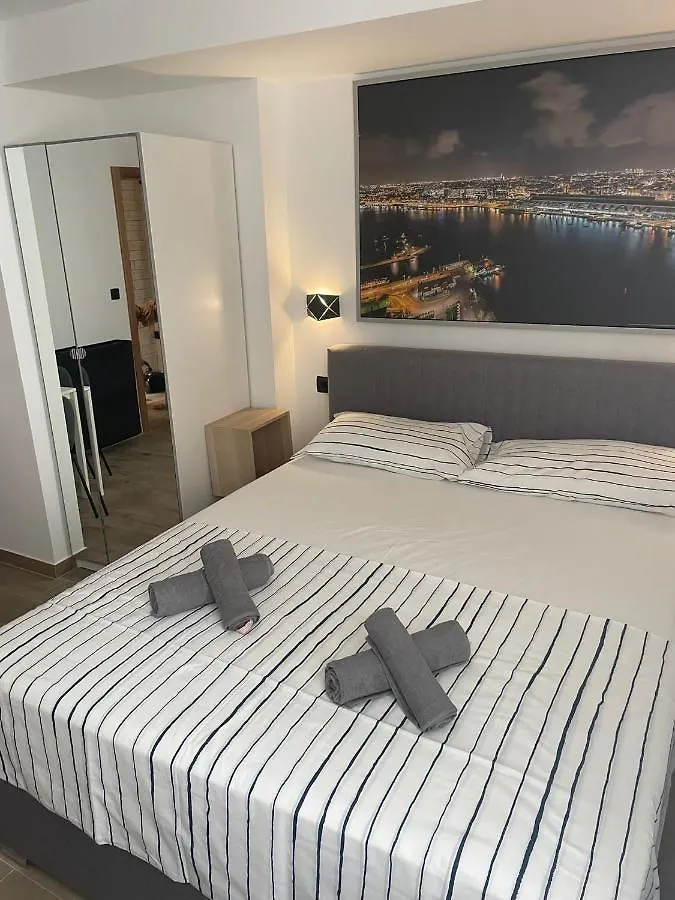 Apartments Anka Πούλα